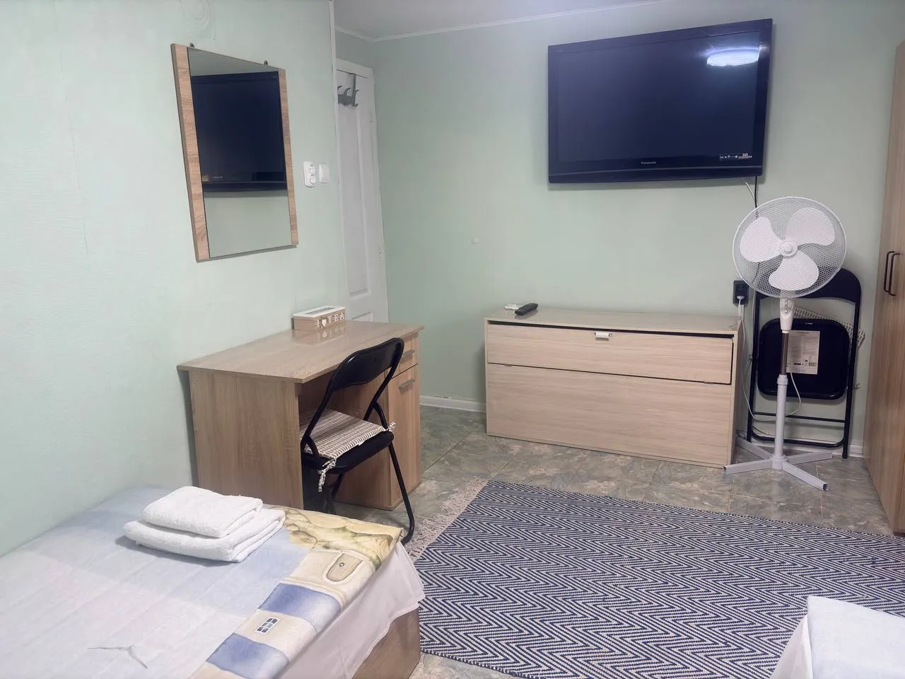 Двойна стая с отделни легла във Velonia Guest House — кадър 4
