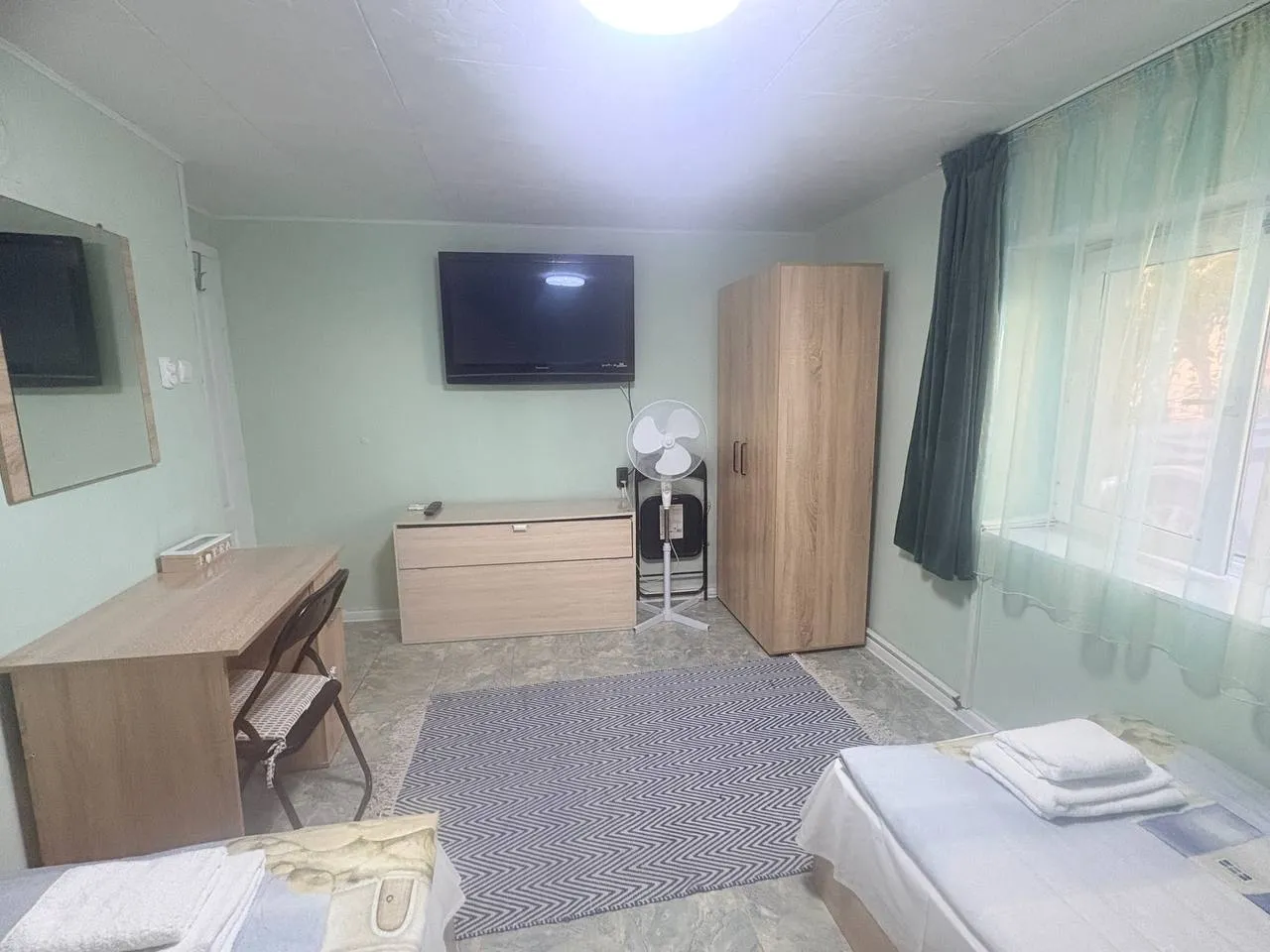 Двойна стая с отделни легла във Velonia Guest House — кадър 3